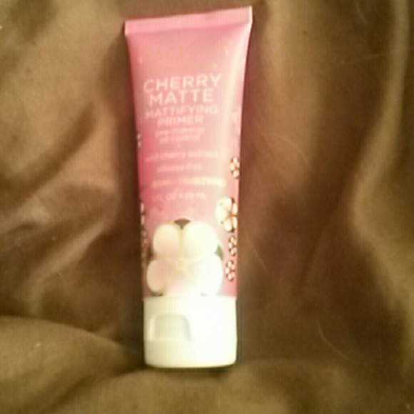 NWOT Pacifica makeup - Picture 4 of 4